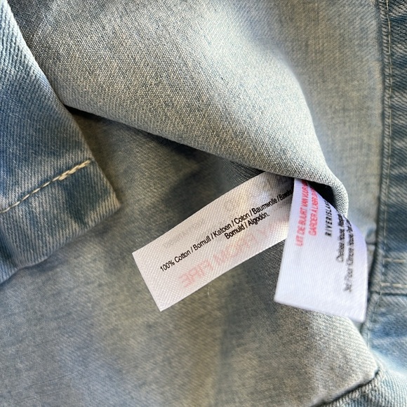 River island mini light wash denim button down - Picture 4 of 5